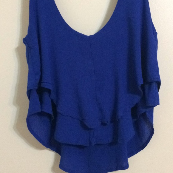 Layered blue tank - Picture 4 of 4